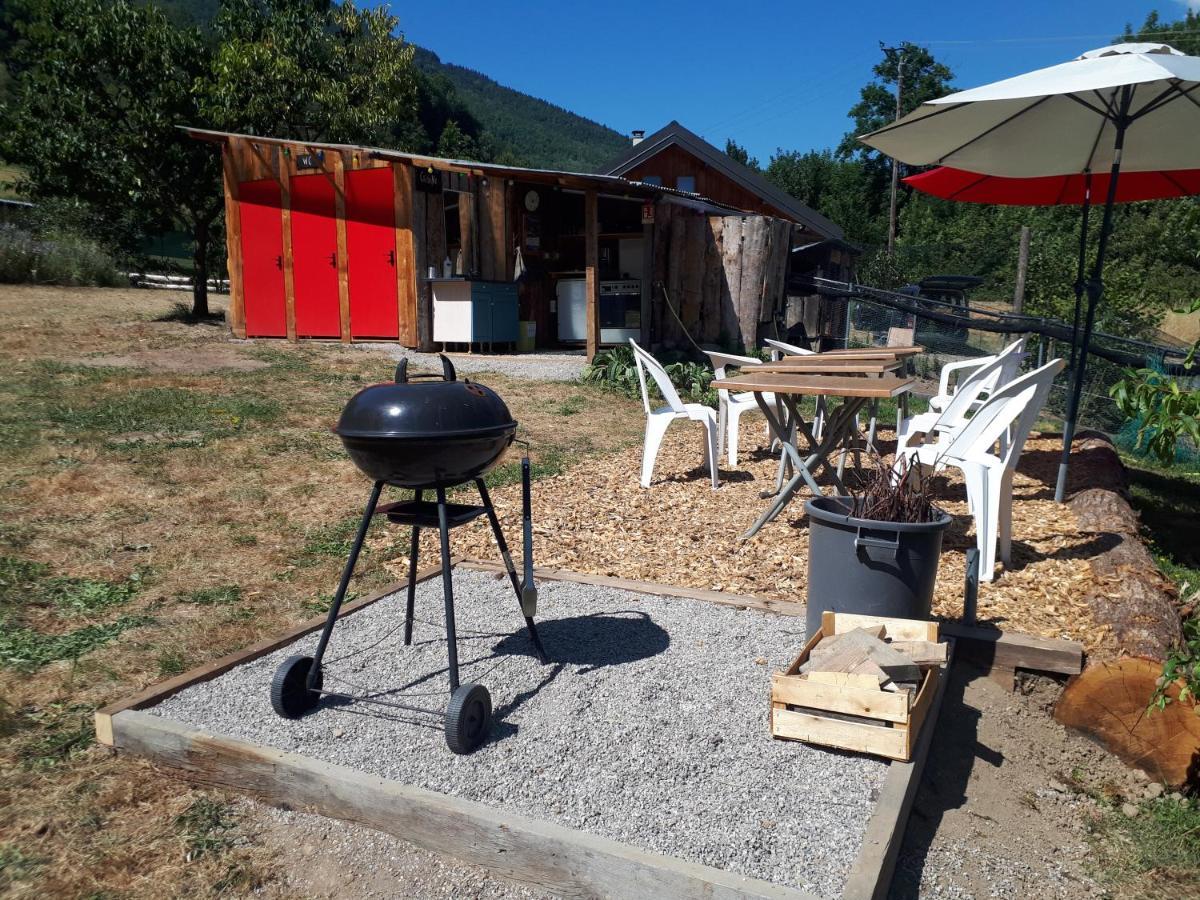 Maurienne Outdoor - Nuit Insolite En Yourte En Savoie Saint-Georges-Des-Hurtieres Exterior foto